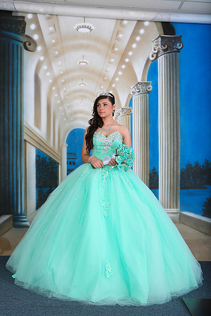Zaira Studio -0100