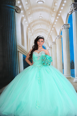 Zaira Studio -0115