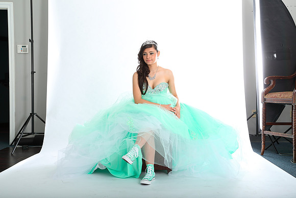 Zaira Studio -0202