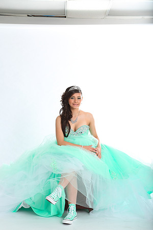 Zaira Studio -0200